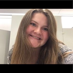 Meet your Posher, Mackenzie